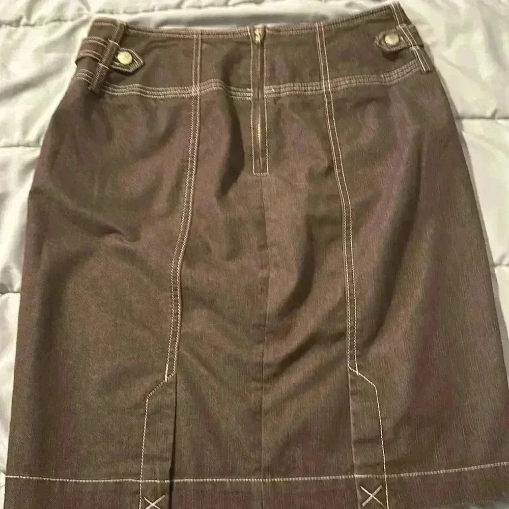 Dressbarn Straight Skirt - Picture 5 of 9
